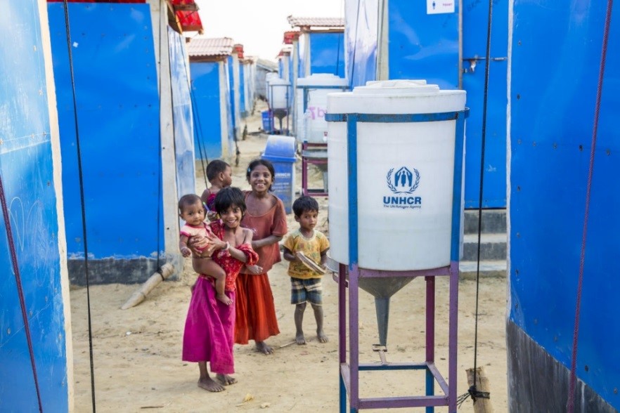 ONU usa energia solar para levar água potável a refugiados
