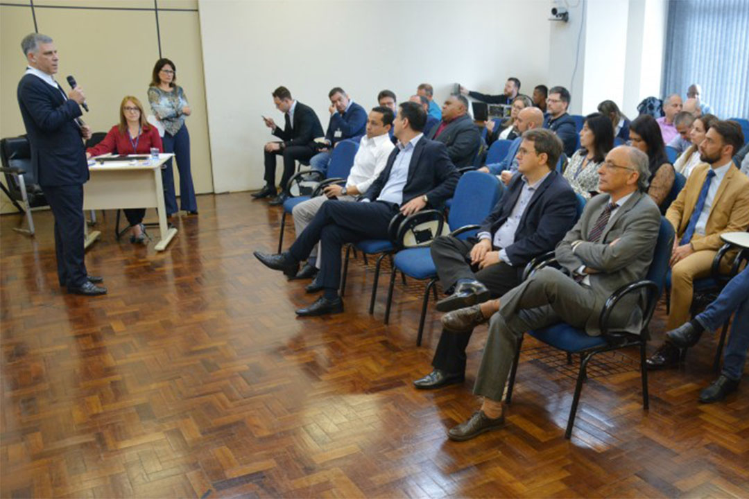 Sessão pública sobre PPP da Corsan apresenta políticas de governança e de licenciamento